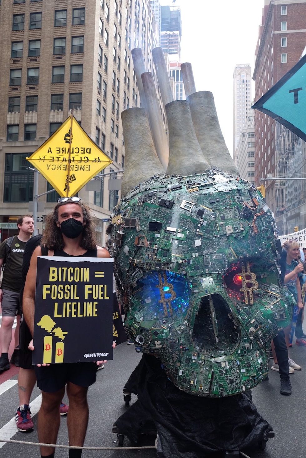 Anti-Bitcoin float