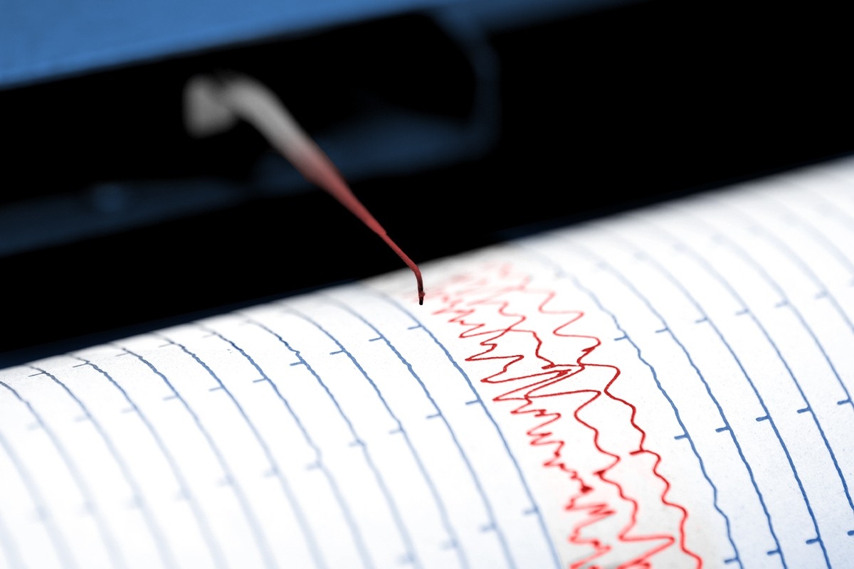 A seismograph.