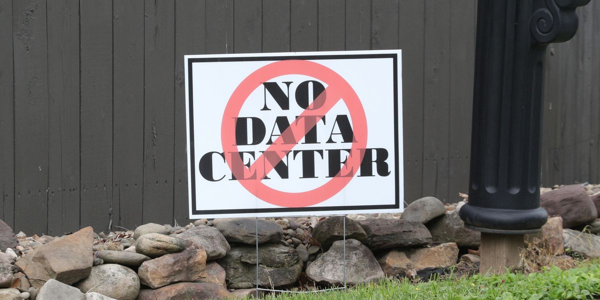Data center backlash reaches Trump rally as political divisions widen