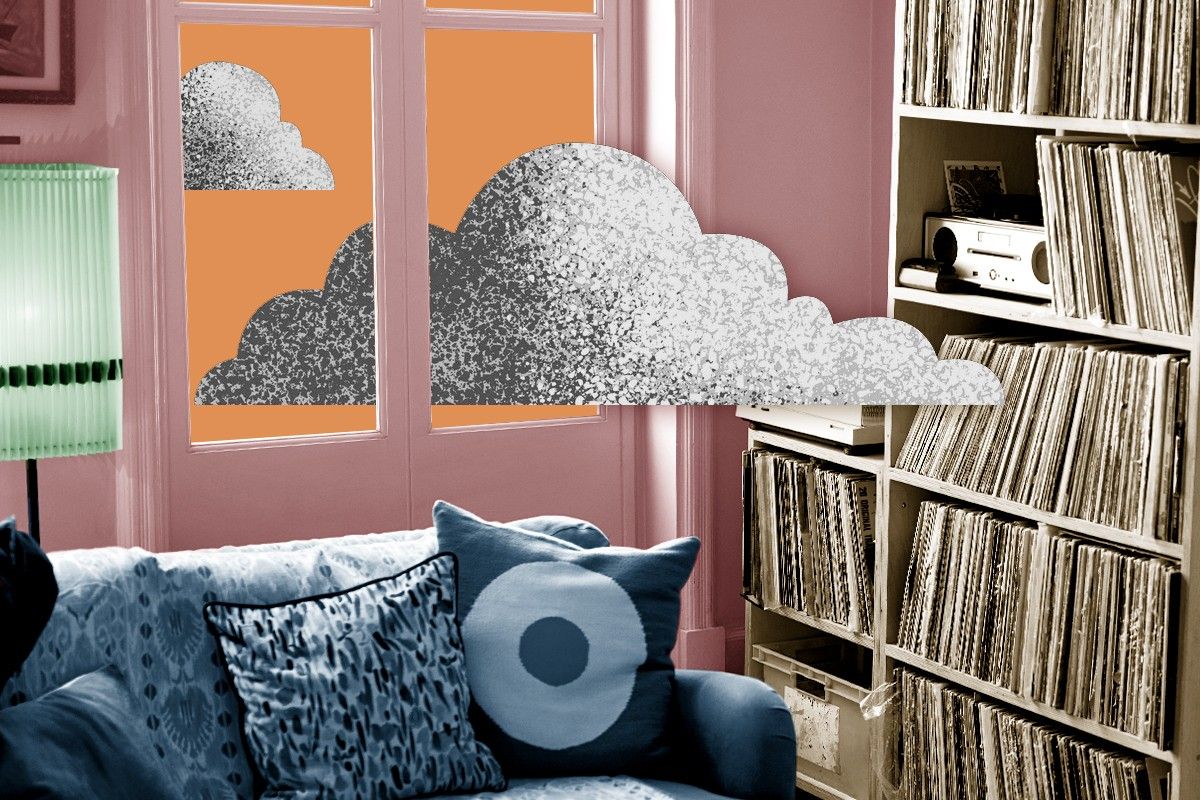 Smoke in an apartment.